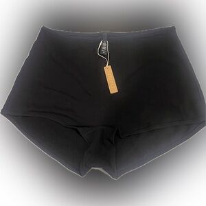 SKIMS 3 pair Seamless High-Waist Boyshorts Underwear